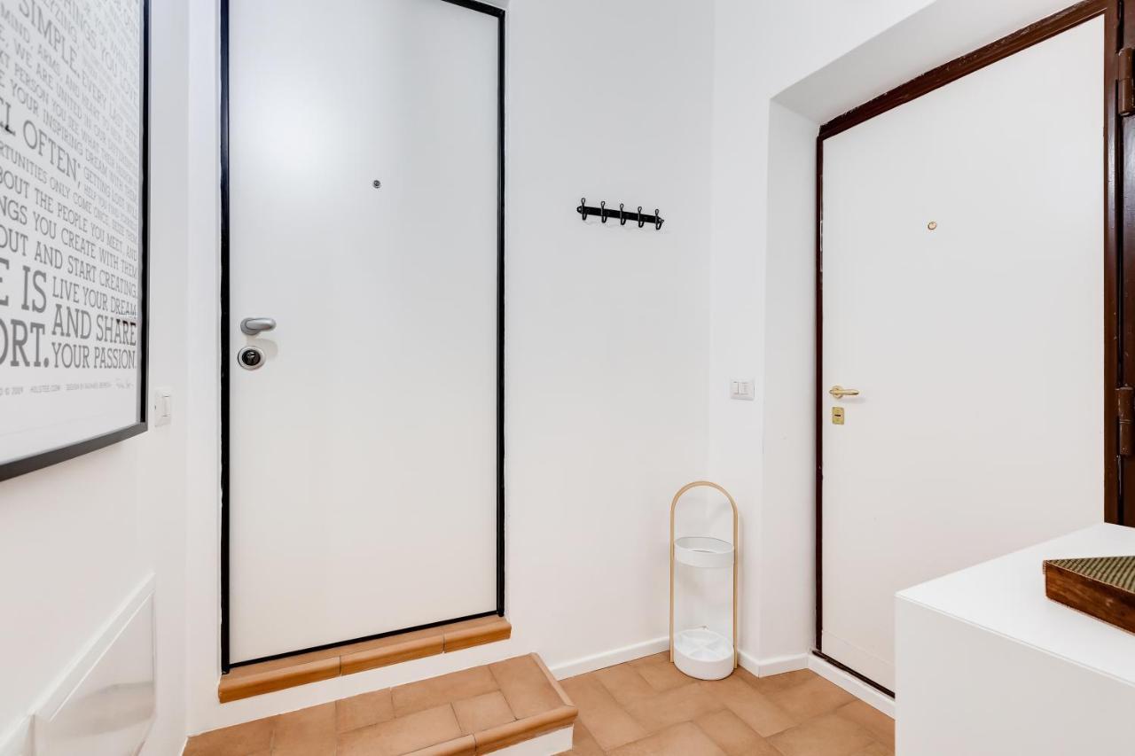 Lovely And Modern Flat Near The Colosseum Rome Extérieur photo